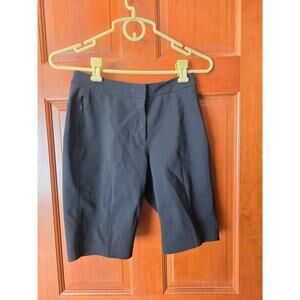 Lululemon Lab Women's Bermuda Shorts Black Size 4 Golf, Walking, Hiking